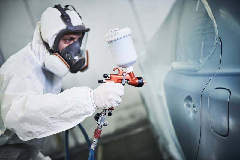 Centre automobile pour refaire la peinture sur une voiture proche de Rouen 76