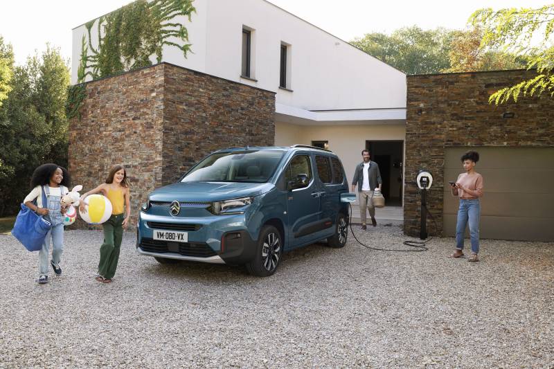 Acheter votre Citroën Ë-BERLINGO : 100% ÉLECTRIQUE  Proche de ROUEN
